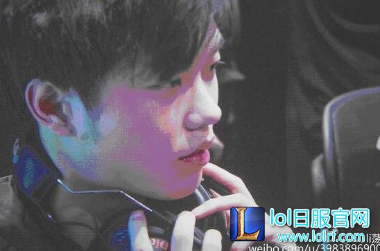 LOL女粉丝告白Korol:喜欢因为他是童扬