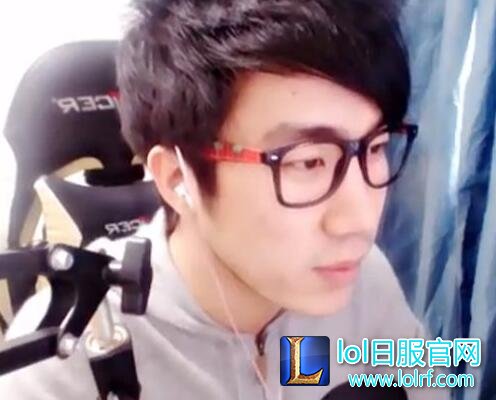 lol骚男直播喝水表情包 骚男直播歌单介绍