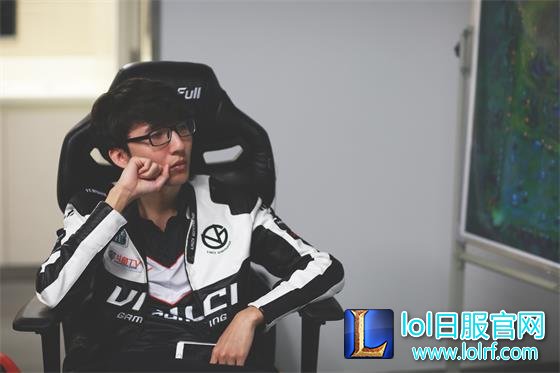 LOL赛场五大传说:厂长F4不能刷 Marin不能肥