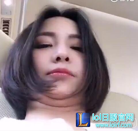 Miss微博发小视频 这是在秀情侣鼻孔?