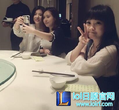LOL冯提莫背后的土豪?挪用公款,打赏160万!