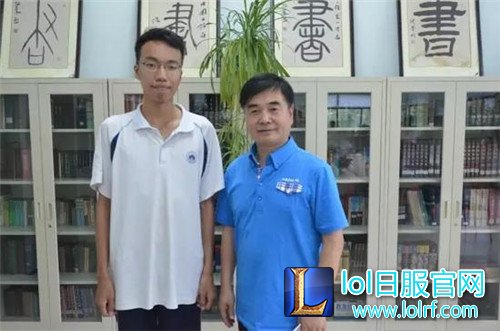 高考状元也爱LOL？也许对面就是学霸