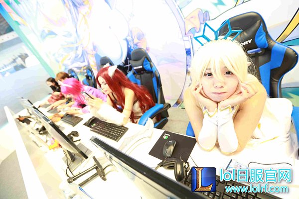 B-world惊现LOL惨案:七尺大汉被萌娘打爆!